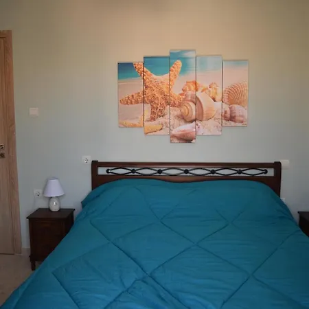 Iris * Chania (Crete)